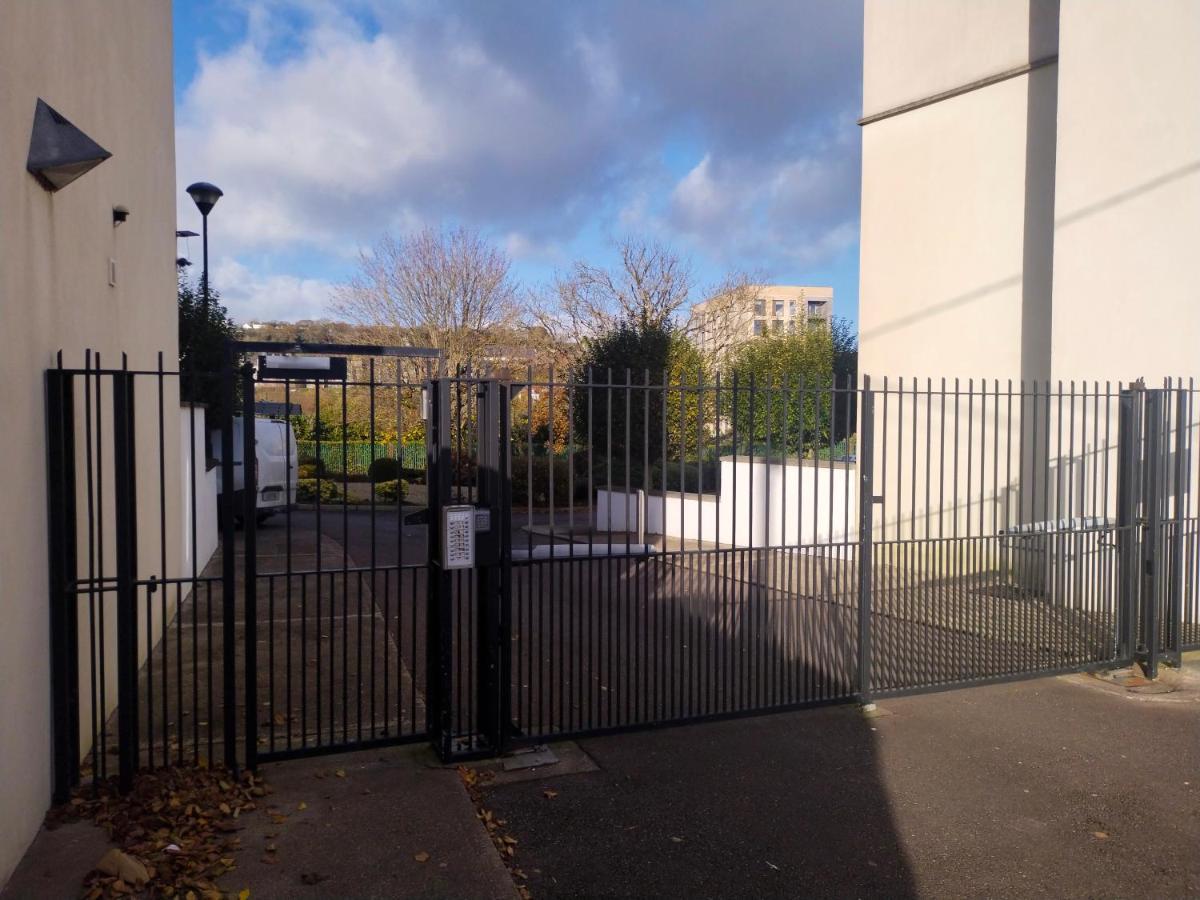 Crescent Apartments Cork Exterior foto